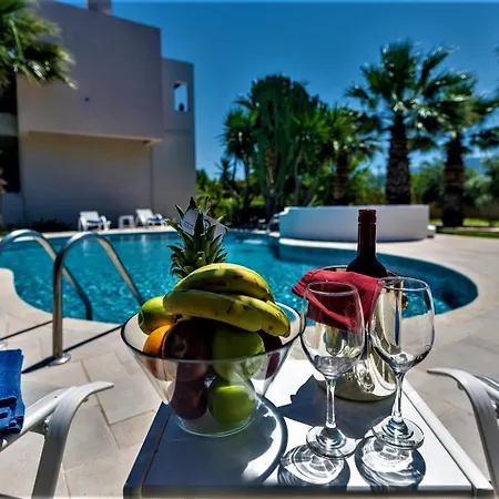 Villa Xenos 2 With A Private Pool,near The Sea Tigkaki (Kos)