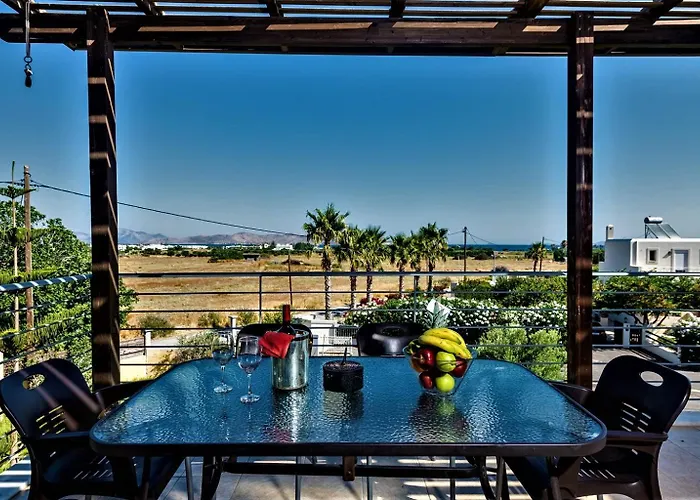 Xenos 2 With A Private Pool,near The Sea Тигаки