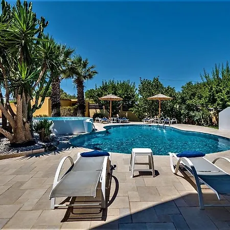 Xenos 2 With A Private Pool,near The Sea Vilă Tigaki