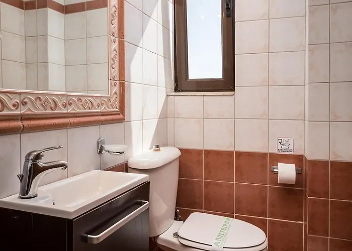 Xenos 2 With A Private Pool,near The Sea Tigaki