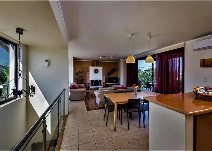 Xenos 2 With A Private Pool,near The Sea Tigaki